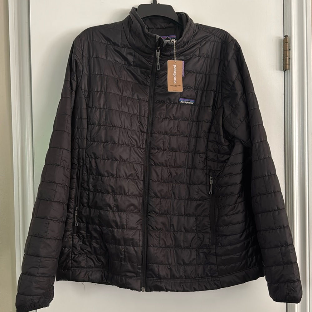 Patagonia Nano Puff Jacket NWT women’s size XL